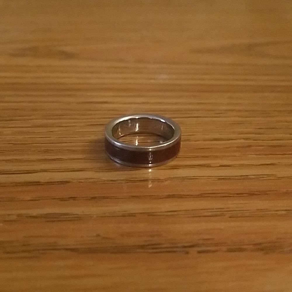 Hawaiian Koa Wood/Titanium Ring sz 6.5